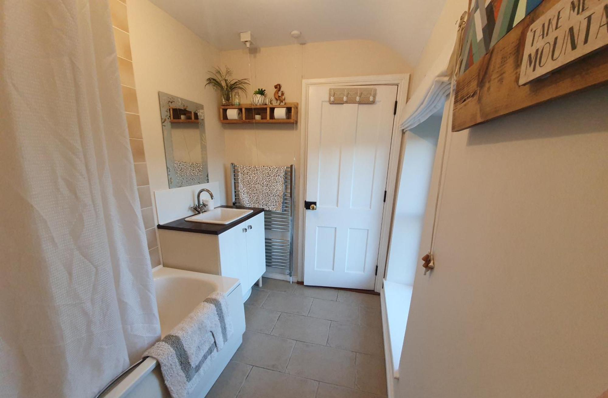 Whitehill Cottage Касълуелан Екстериор снимка
